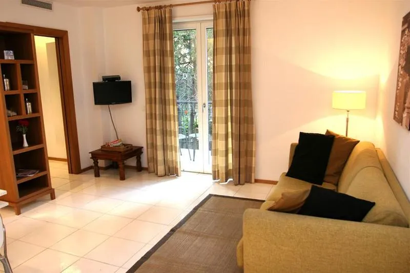 General view, Rota Suites, Naples