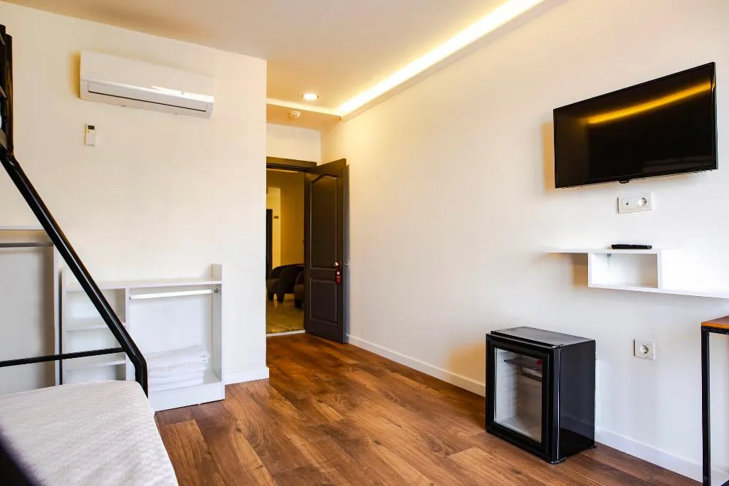 TRIPLE SIDE SEA VIEW Room, Belsun Boutique Hotel, Antalya