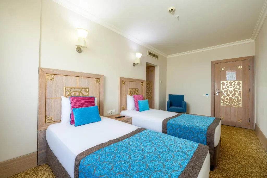 Room, Crystal Family Comfort Collection, Antalya