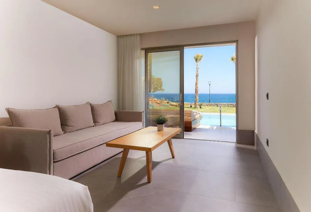 Room, Enorme Santanna Island, Crete