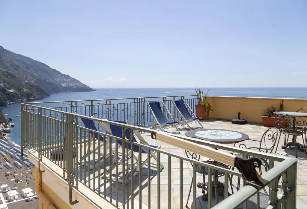 DOUBLE WITH TERRACE Room, Hotiday Positano Sea View, Naples