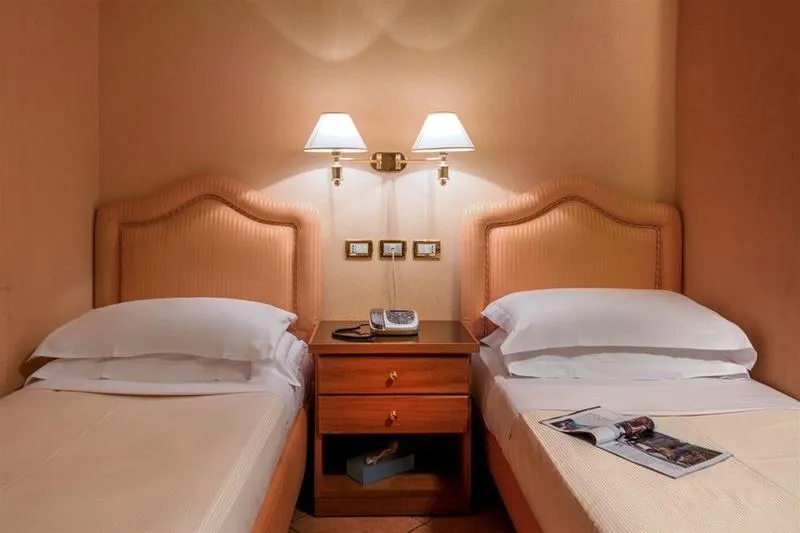 Room, Tiziano, Rome