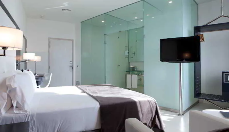 DOUBLE SINGLE USE STANDARD Room, Santos Porta Fira, Barcelona