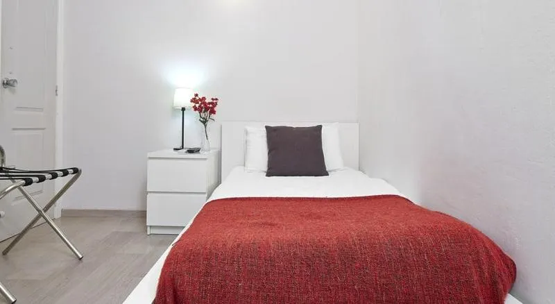 SINGLE STANDARD Room, Hostal BruStar Gotic, Barcelona
