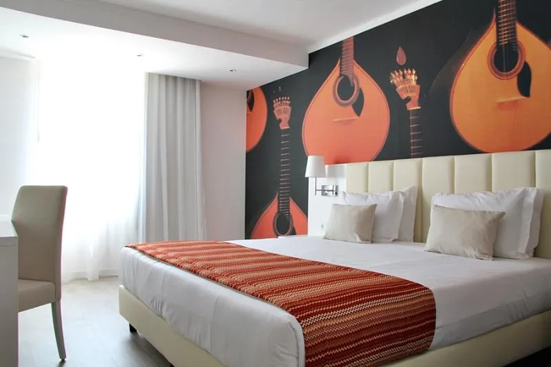 DOUBLE STANDARD Room, Masa Hotel Almirante, Lisbon