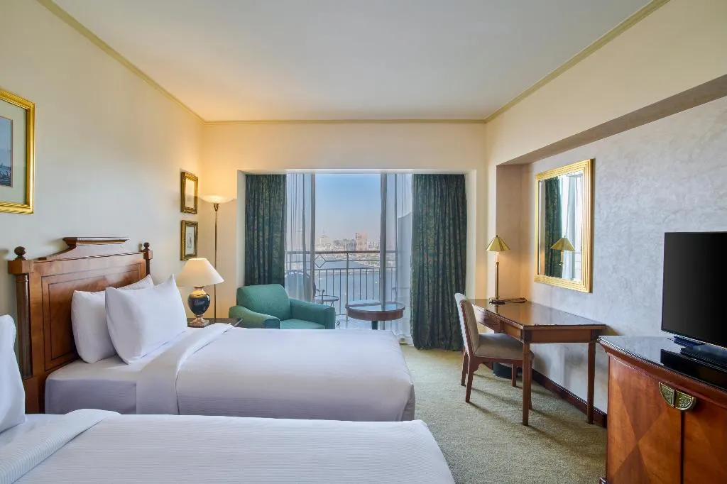 TWIN EXECUTIVE Room, Hilton Cairo Grand Nile, Cairo