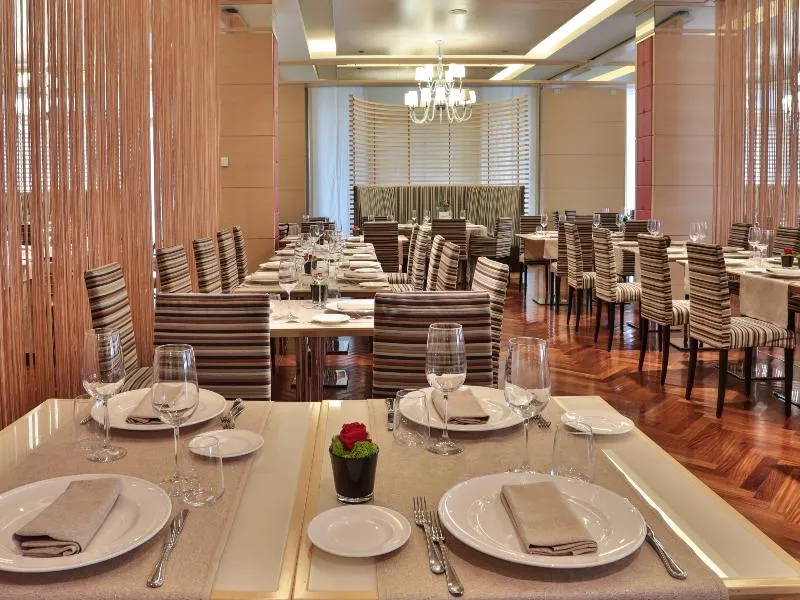Restaurant, UNA HOTELS Expo Fiera Milano, Milan