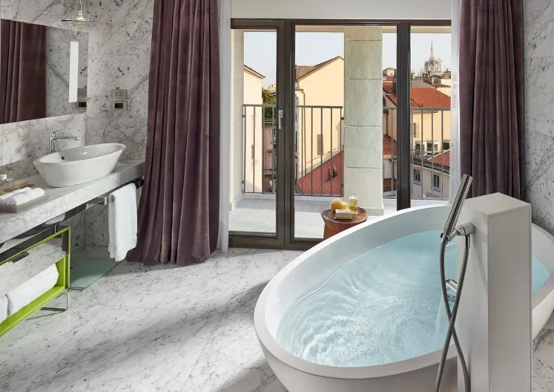 DOUBLE KING SIZE BED Room, Mandarin Oriental Milan, Milan