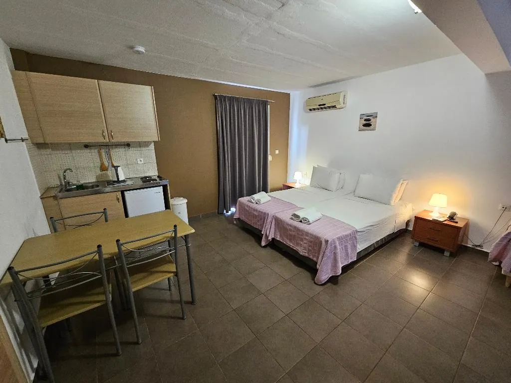 Room, Elounda Sunrise Apartments, Crete