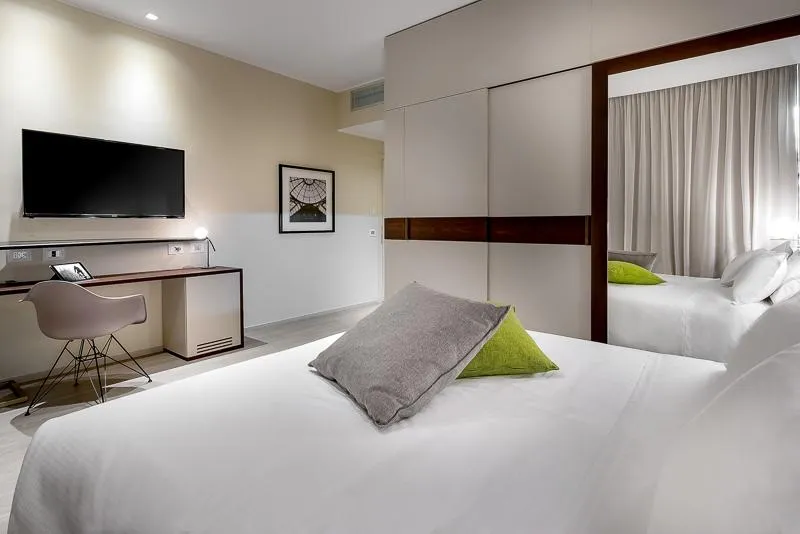 DOUBLE STANDARD Room, Hotel Canada Urban Chic, Milan