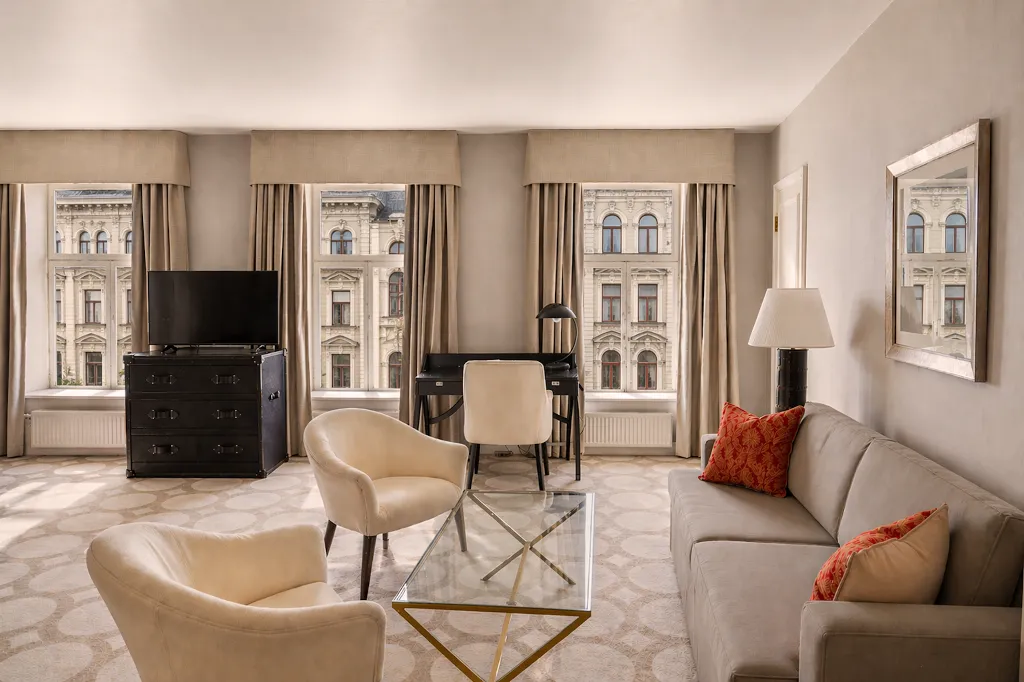Room, Grand Palace, Riga