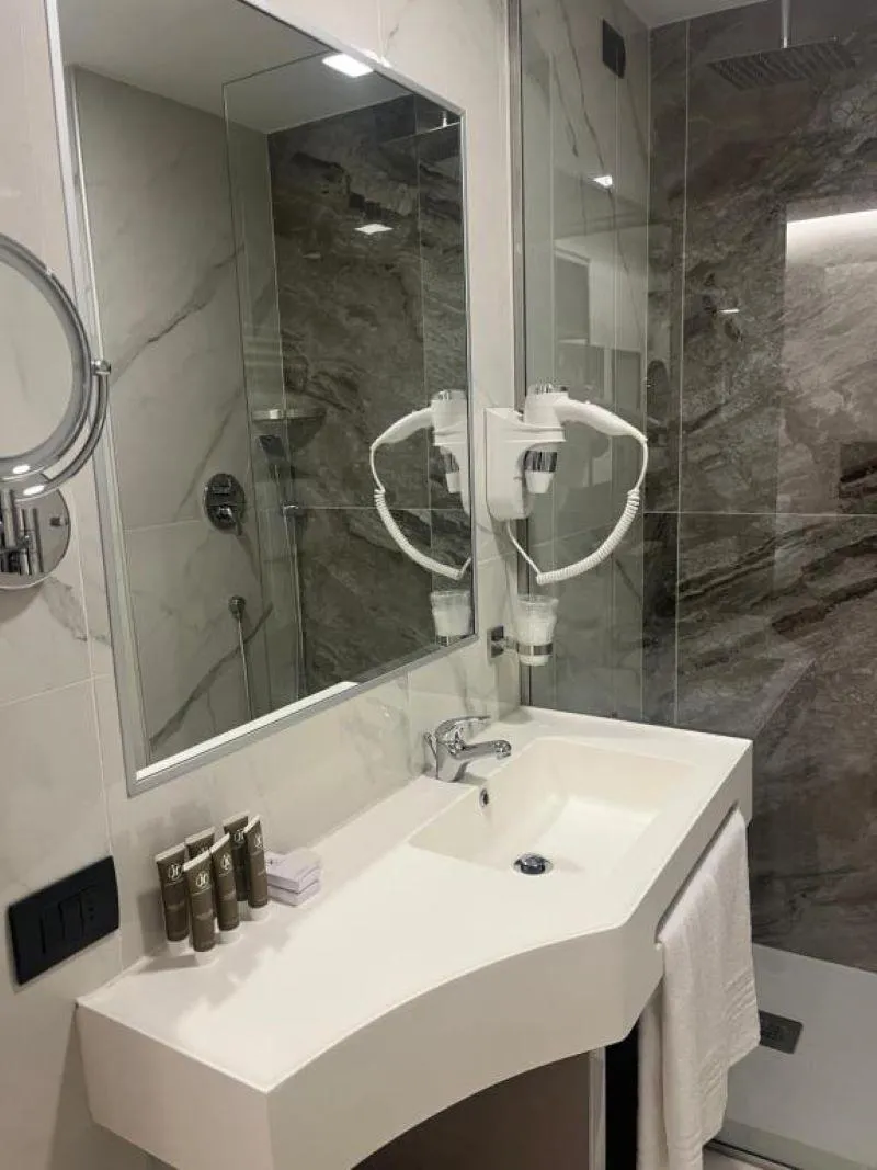SINGLE STANDARD Room, JR Hotels Bocconi Milano, Milan