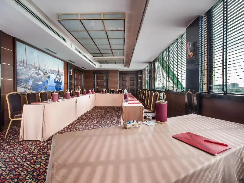 Conferences, Royal Garden Hotel, Milan