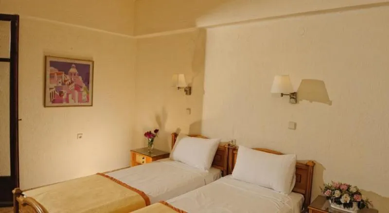 Double or Twin STANDARD Room, Malia Mare, Crete