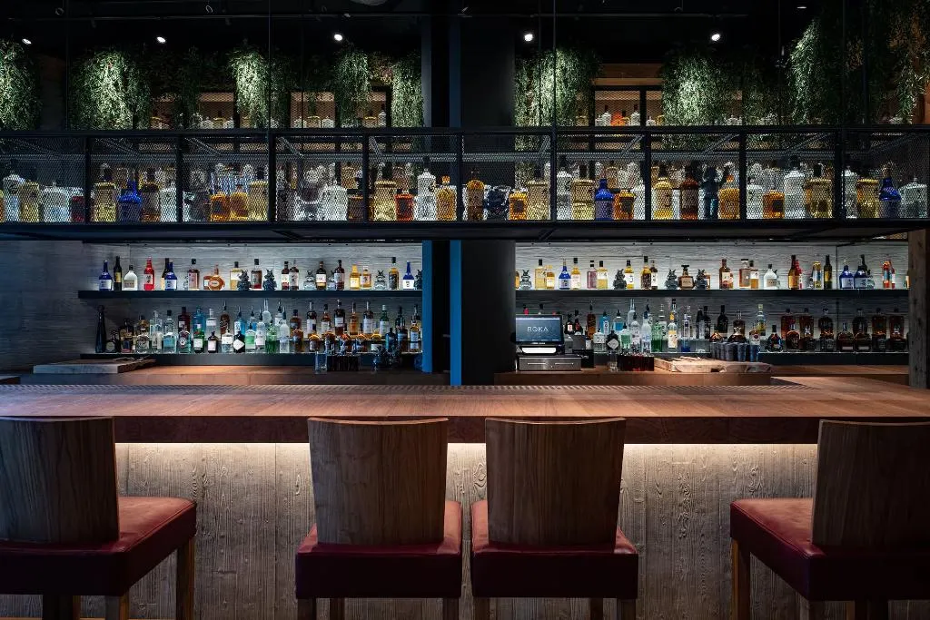 Bar, Me Dubai Residences By Melia, Dubai