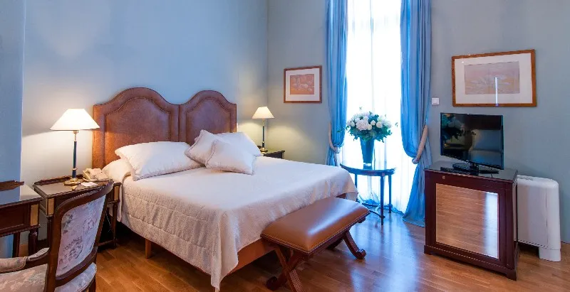 Room, Pentelikon, Athens