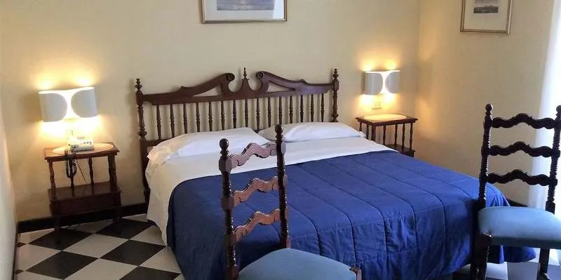 Double or Twin STANDARD Room, Hotel Stabia, Naples