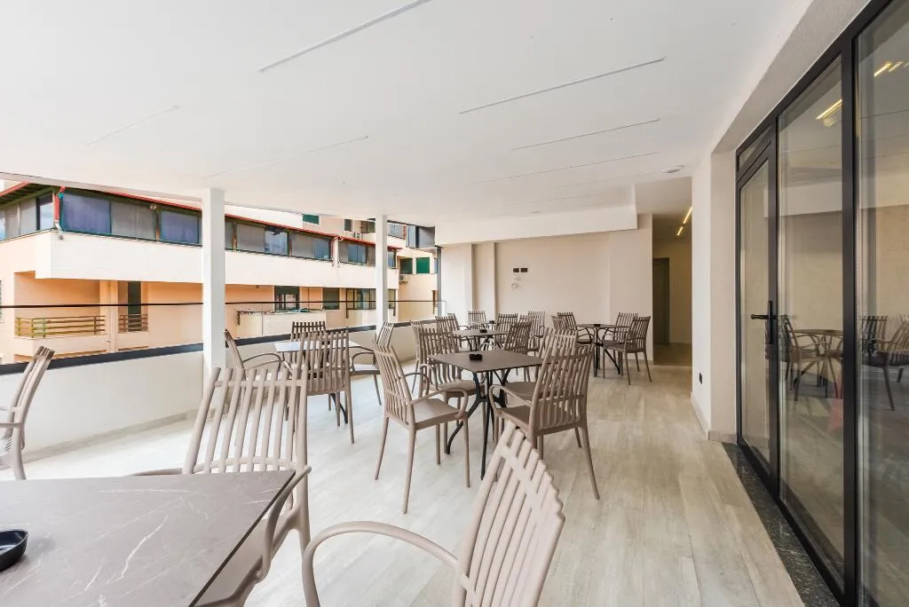Terrace, Relax Inn Hotel Durres, Durres
