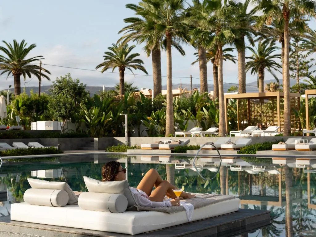 Pool, Grecotel LUXME White, Crete