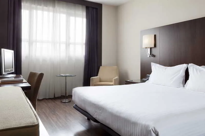 Room, AC Ciudad de Sevilla, Seville