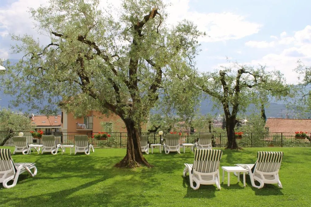 General view, Englo Vacanze, Milan