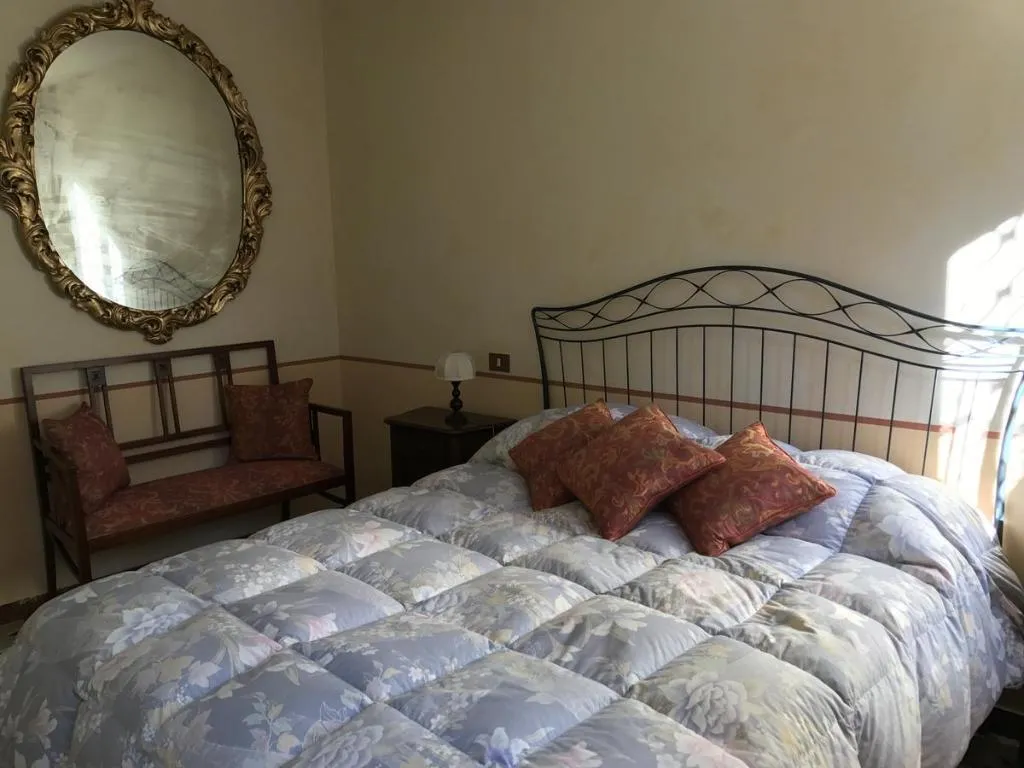 DOUBLE DELUXE ONE BEDROOM Room, Ca' Formosa, Venice