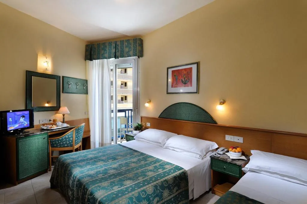DOUBLE WITH BALCONY Room, Hotel Bellevue, Venice