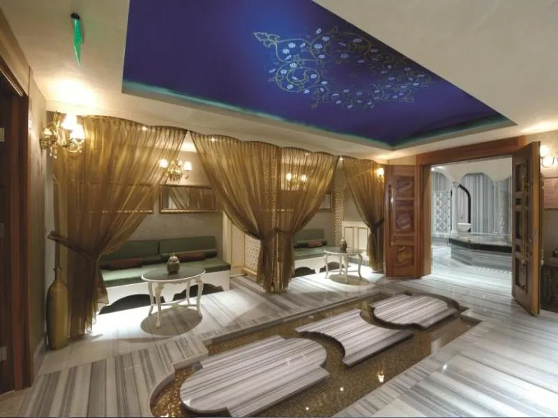 Sports and Entertainment, Royal Residences at Jumeirah Zabeel, Dubai