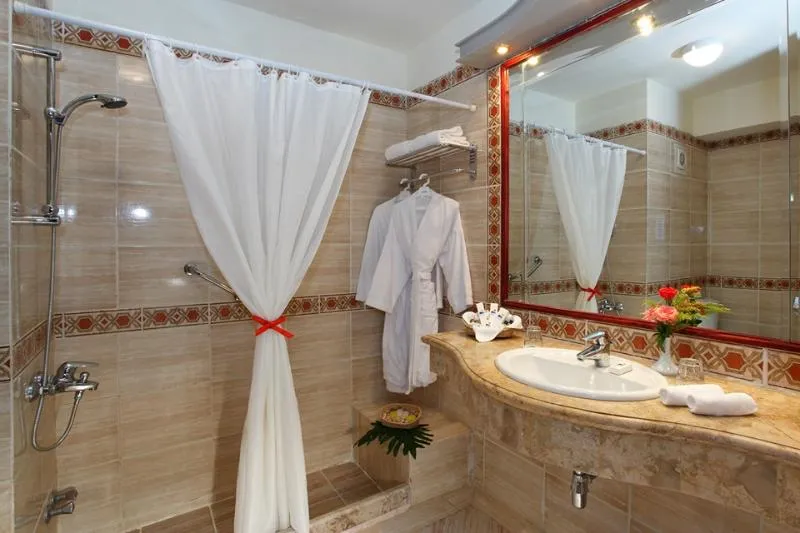 Room, Royal Pharaoh Resort & Aqua Park, Red Sea Riviera