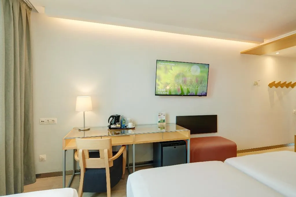 TRIPLE STANDARD Room, Sercotel Caspe, Barcelona