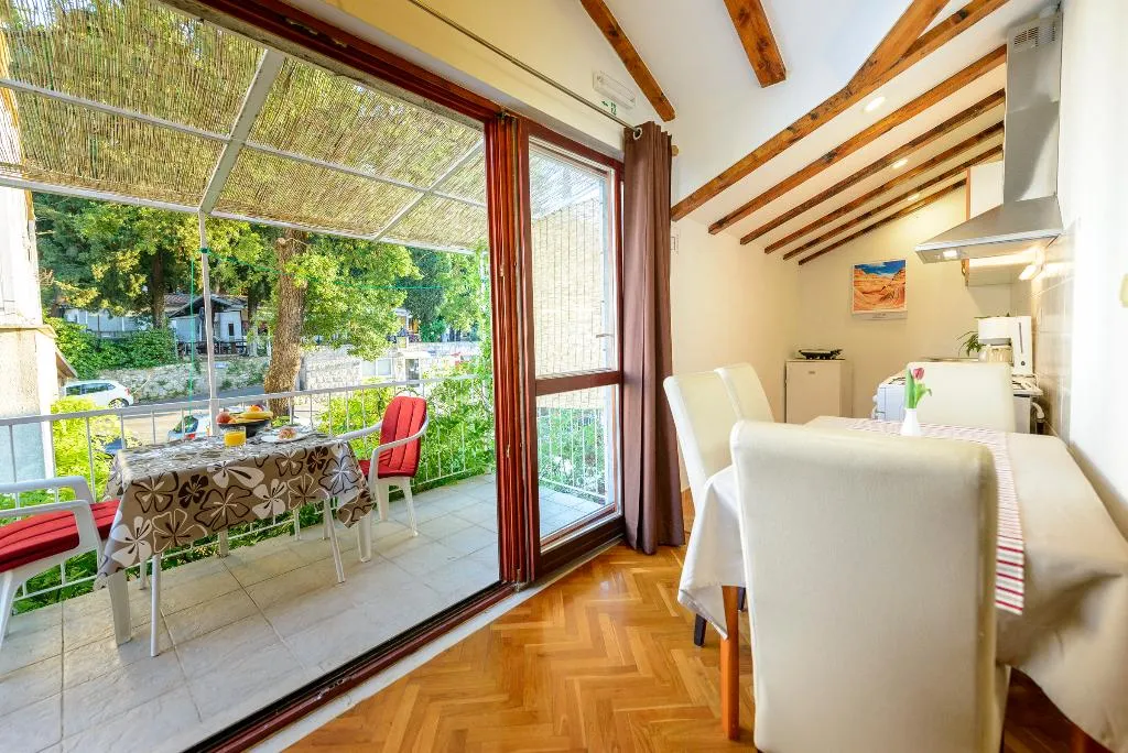 APARTMENT CAPACITY 3 ONE BEDROOM Room, Villa Tolja, Dubrovnik