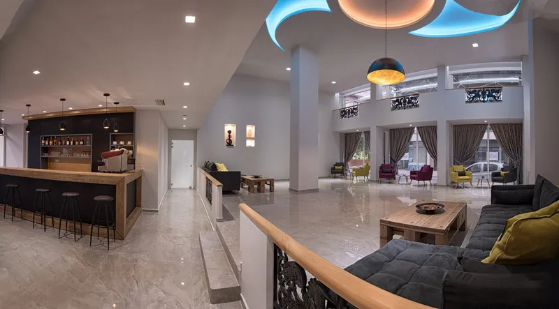 Lobby, Irini, Crete