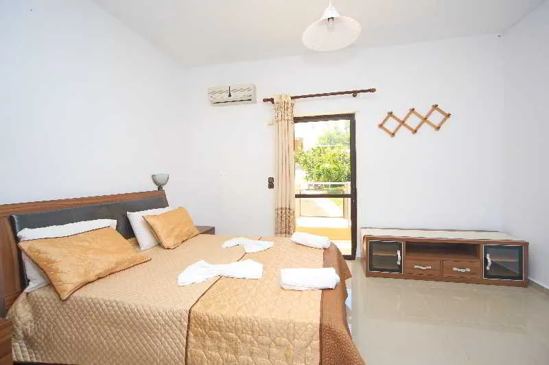 Room, Maria Apartments "by Checkin", Crete