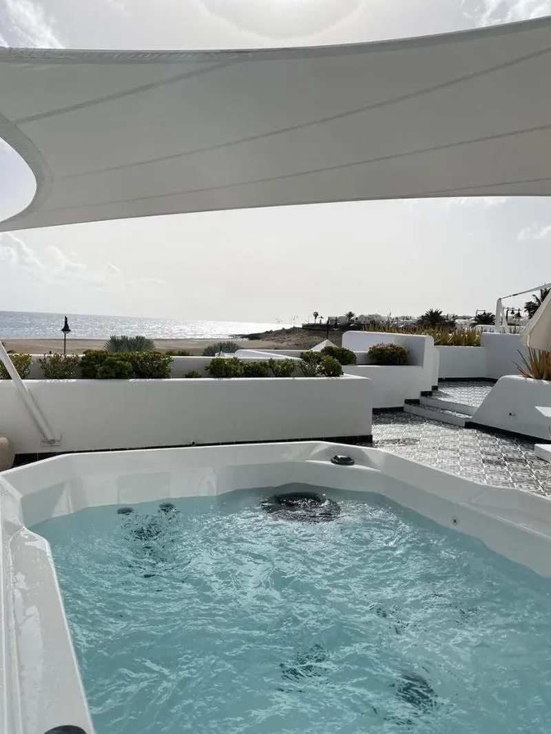 APARTMENT SEA VIEW Room, Apartamentos La Concha Boutique, Lanzarote