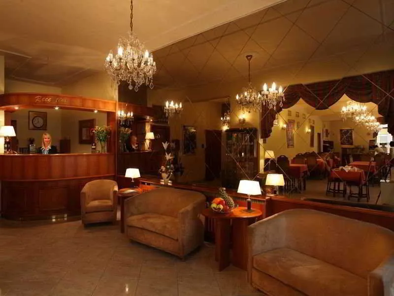 Lobby, Kavalir, Prague