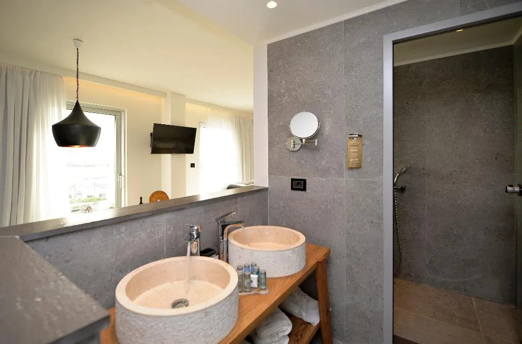SUITE WITH PRIVATE POOL Room, Insula Alba Resort & Spa, Crete