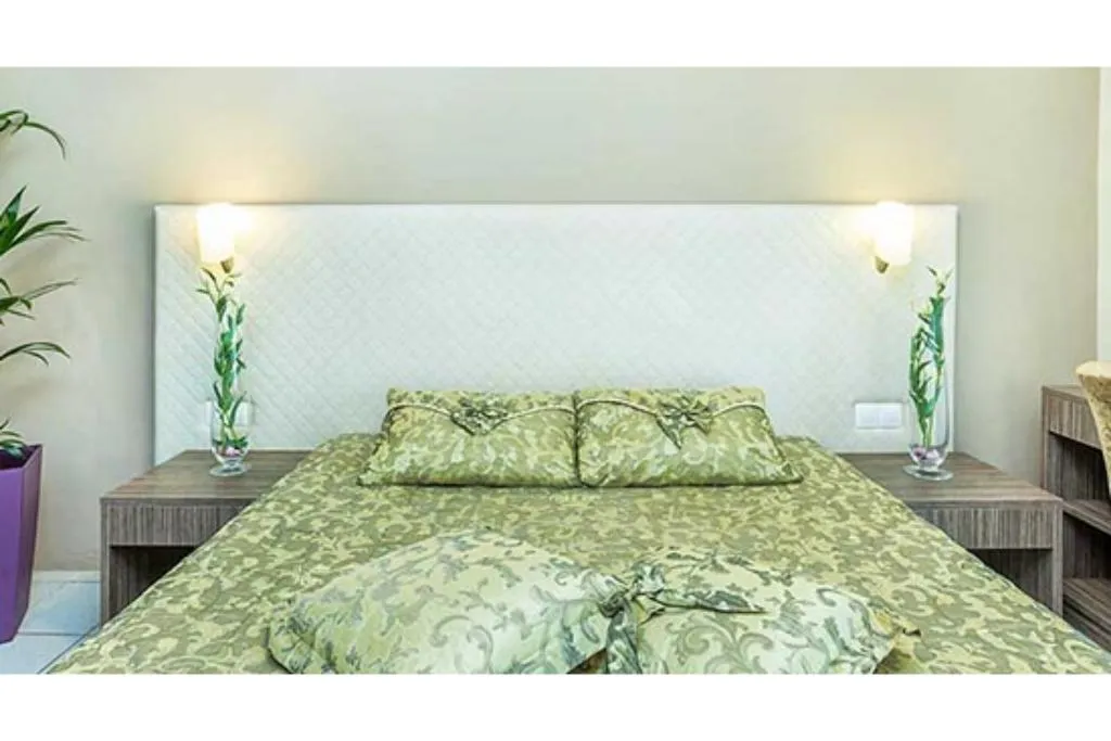 Double or Twin GARDEN VIEW Room, Oasis Beach Hotel, Crete