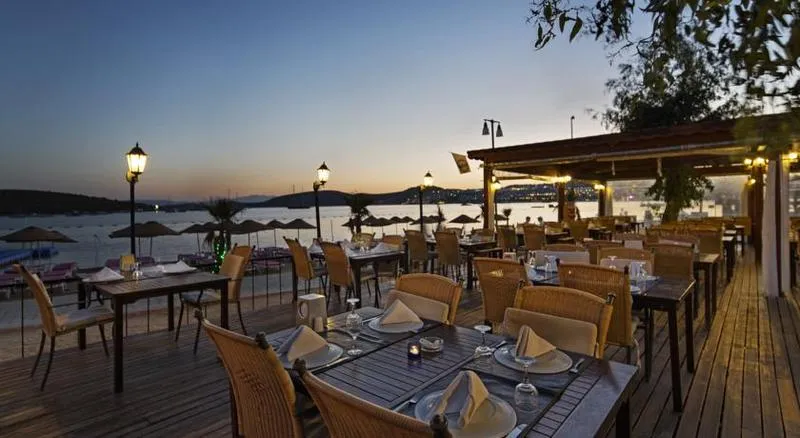 Restaurant, Ladonia Hotels Del Mare Ex Cesars Suites Bodrum, Bodrum