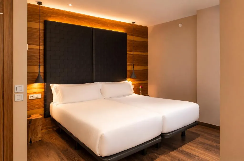 Room CLASSIC Room, Gran Derby Suites, Barcelona