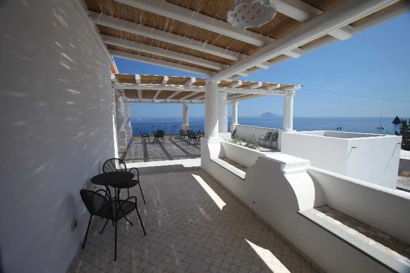 Terrace, Cutimare, Catania