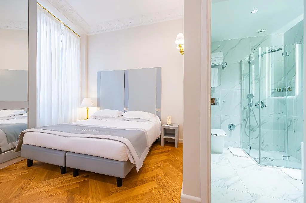 TRIPLE STANDARD Room, Hosianum Palace, Rome