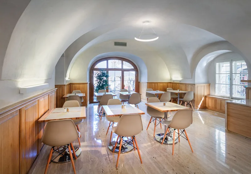 Restaurant, Golden Star, Prague
