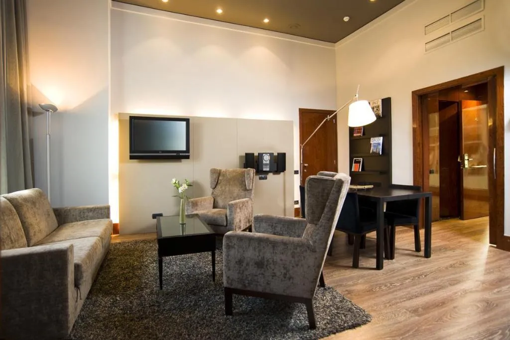 Room, Gran Hotel Havana 4*Sup by Escampa Hotels, Barcelona