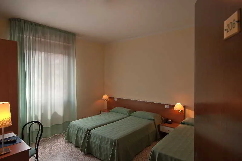 TRIPLE STANDARD Room, Mio Hotel, Florence