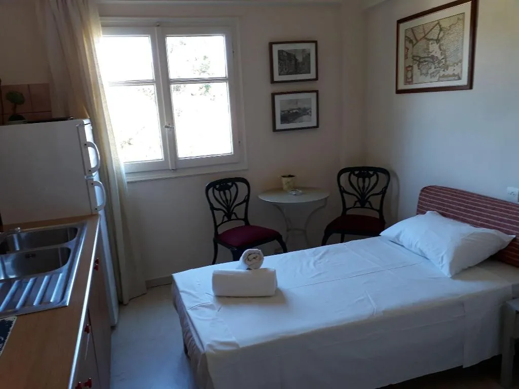 Room, Pierhouse Hotel In Gouvia, Corfu