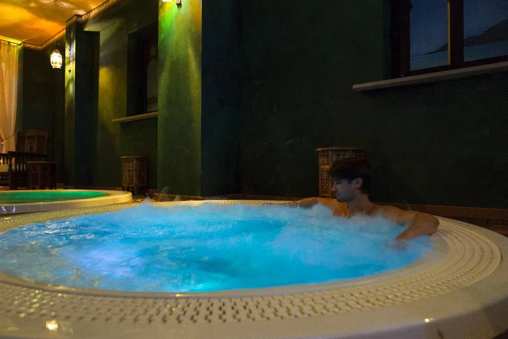 Sports and Entertainment, Relais Sassa Al Sole, Florence