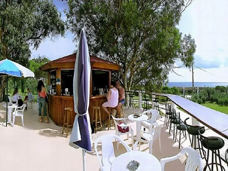 Terrace, Irinna, Kefallinia