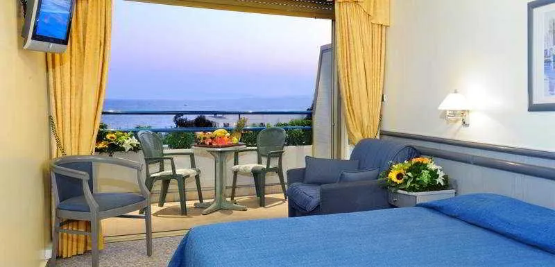 Room, Emmantina, Athens