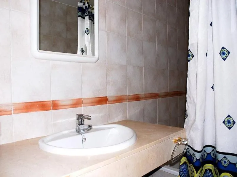 APARTMENT CAPACITY 5 TWO BEDROOMS Room, Green Mar, Costa Brava