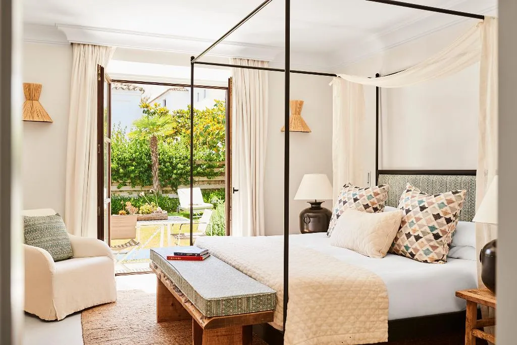 VILLA WITH KITCHENETTE Room, Marbella Club Hotel, Costa Del Sol